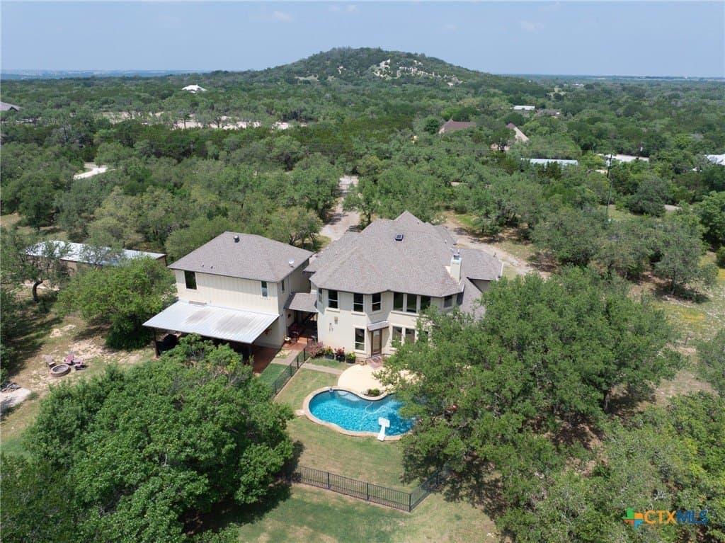 10.1 acres in Williamson County