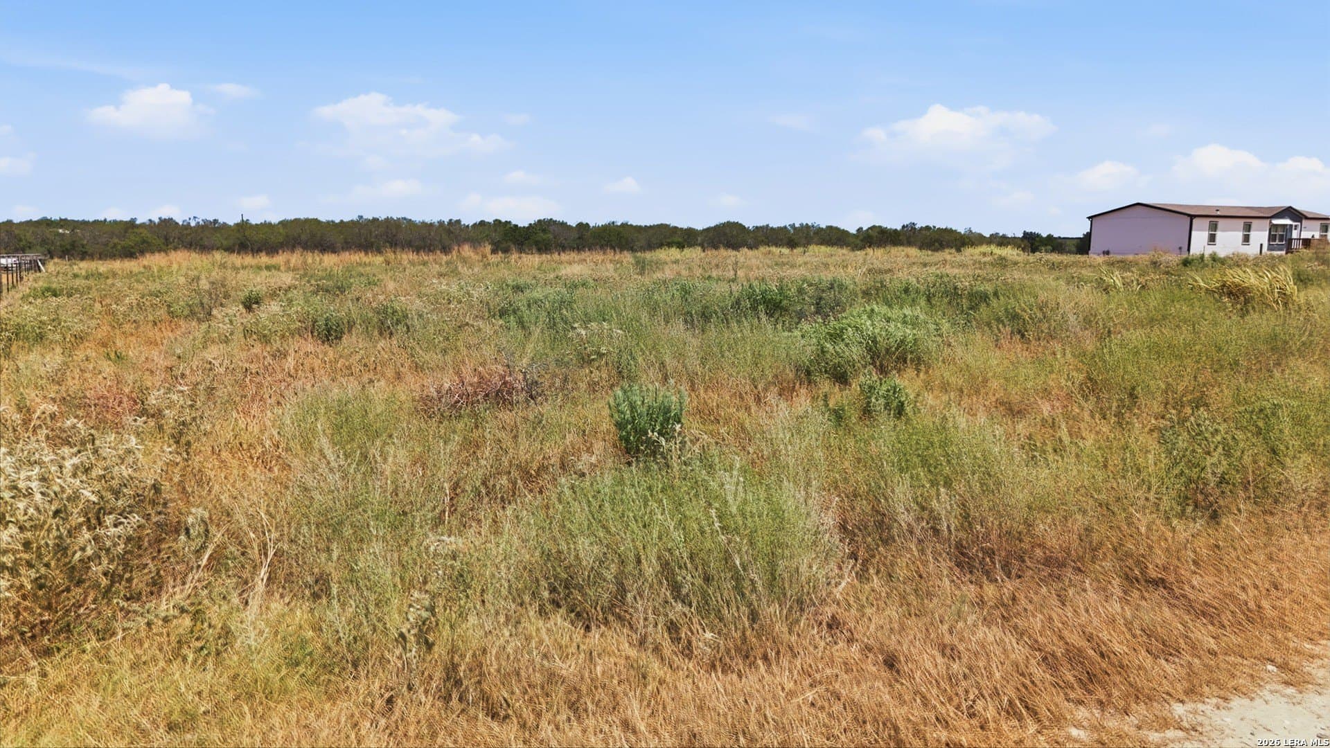 2 acres in Gonzales County - photo 14