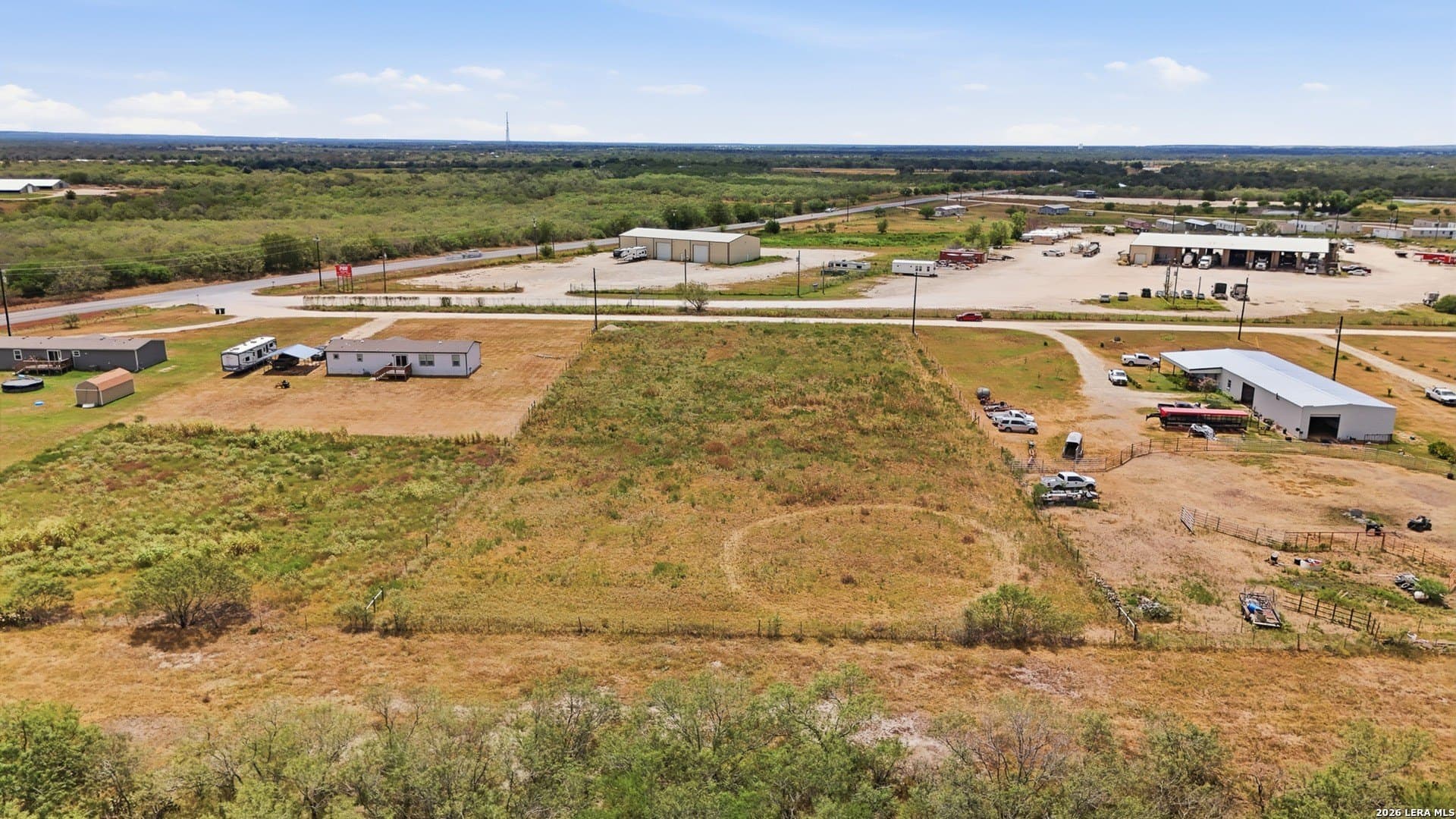 2 acres in Gonzales County - photo 6