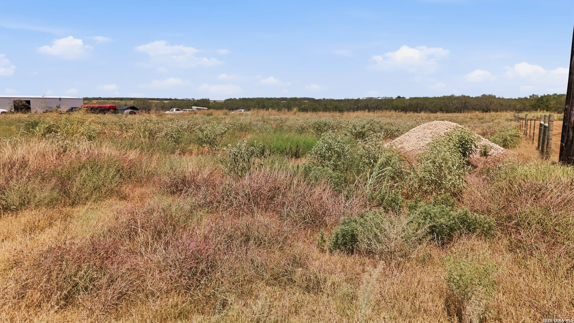 2 acres in Gonzales County - photo 16