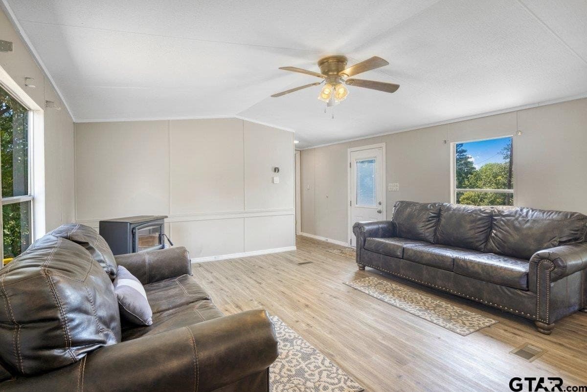 10 acres in Anderson County gallery image 4