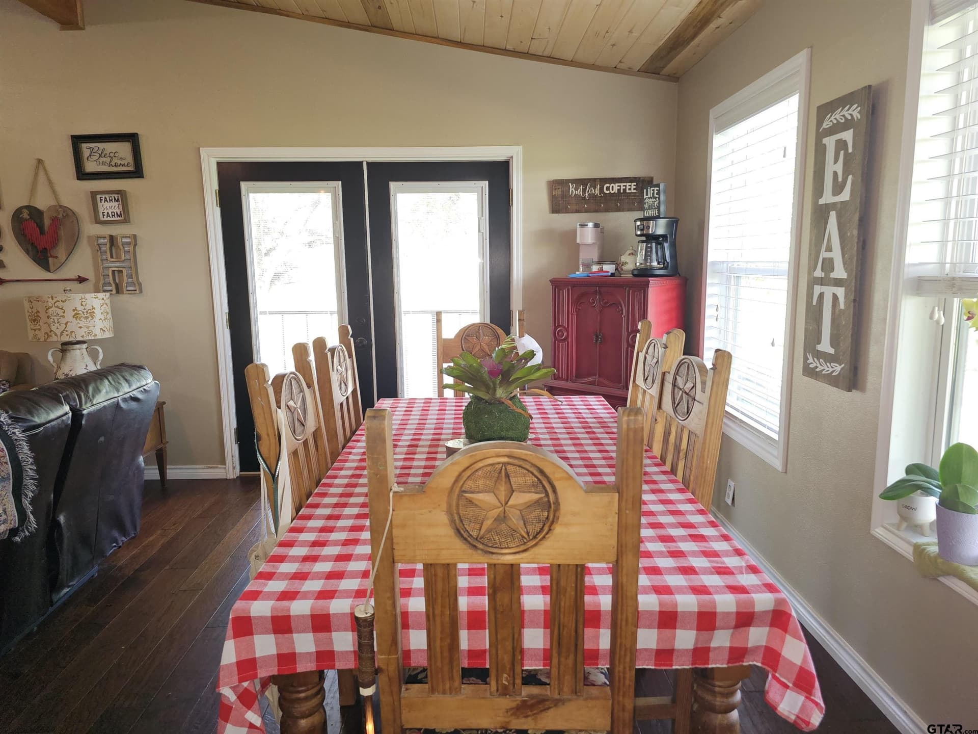 60.63 acres in Camp County - photo 6
