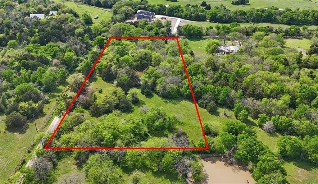 5 acres in Hunt County