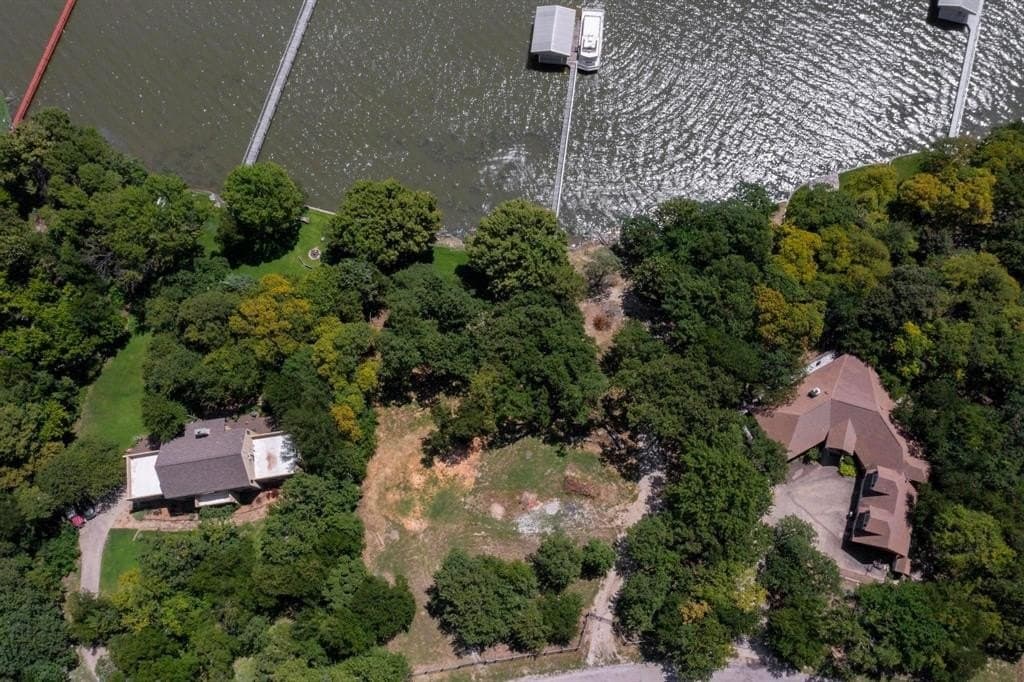 0.98 acres in Wise County