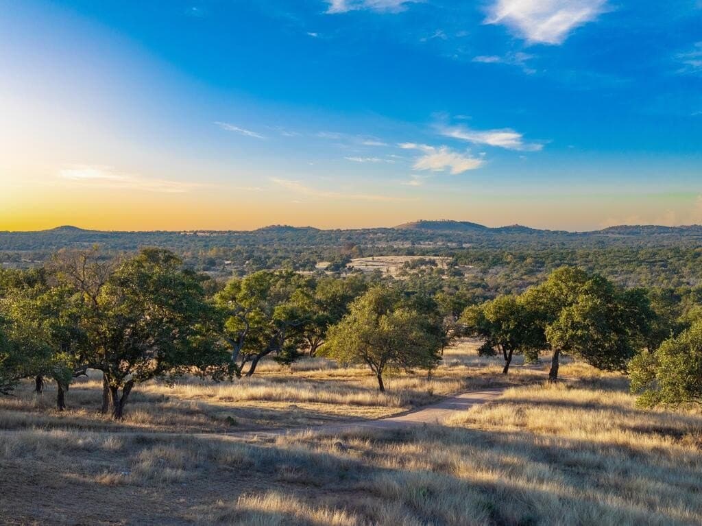171.73 acres in Gillespie County - photo 14