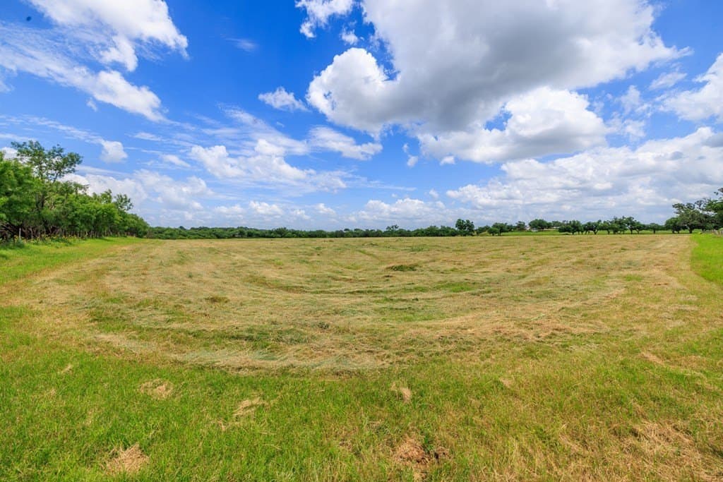 52.23 acres in Gillespie County - photo 44