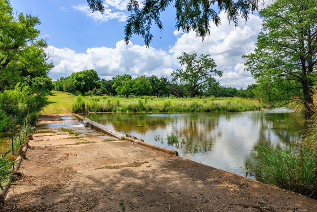 52.23 acres in Gillespie County - photo 13