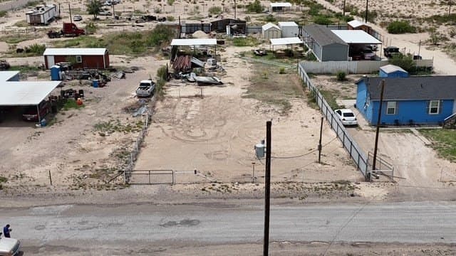 0.22 acres in Pecos County gallery image 2