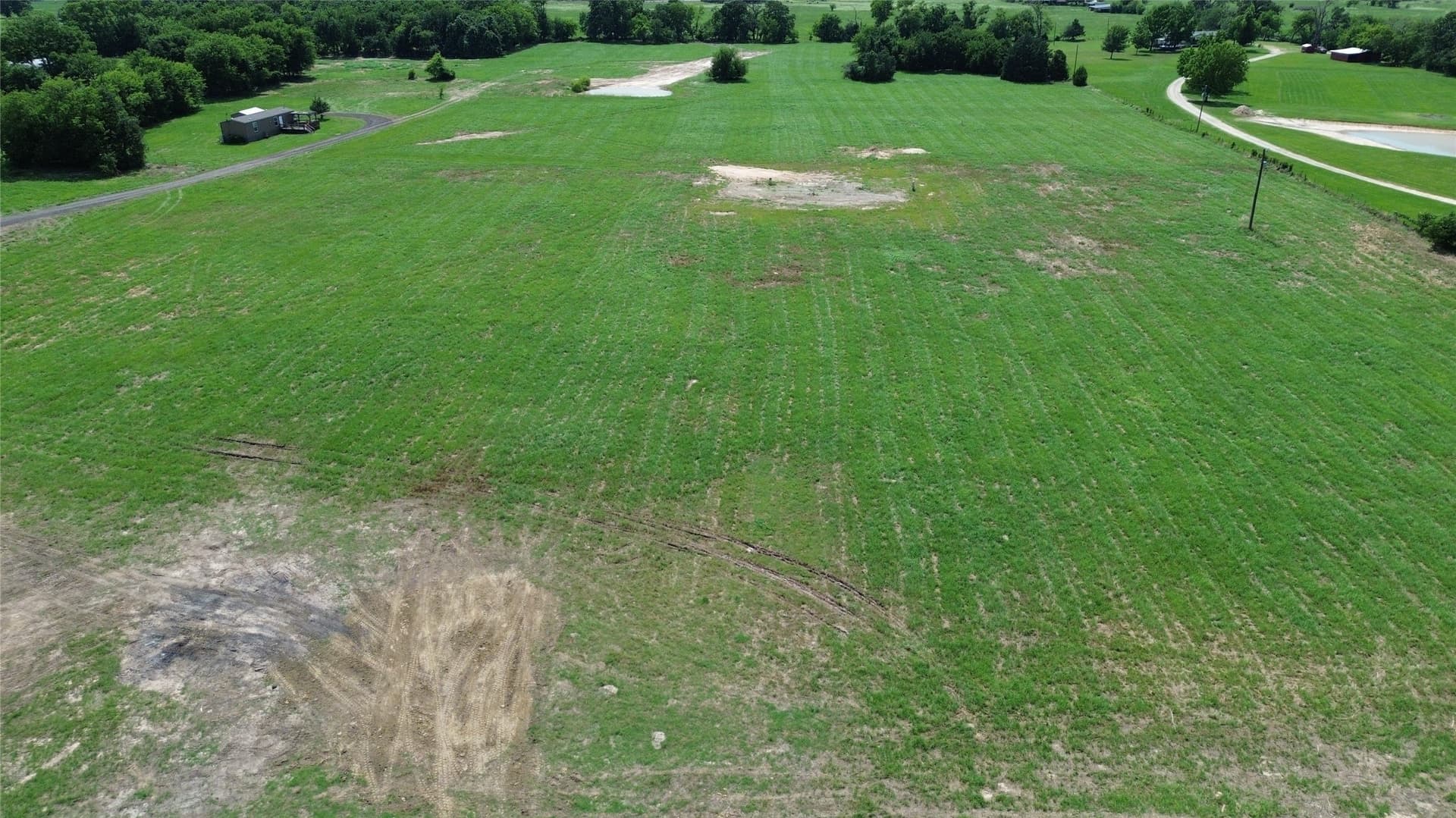 4.5 acres in Kaufman County gallery image 4