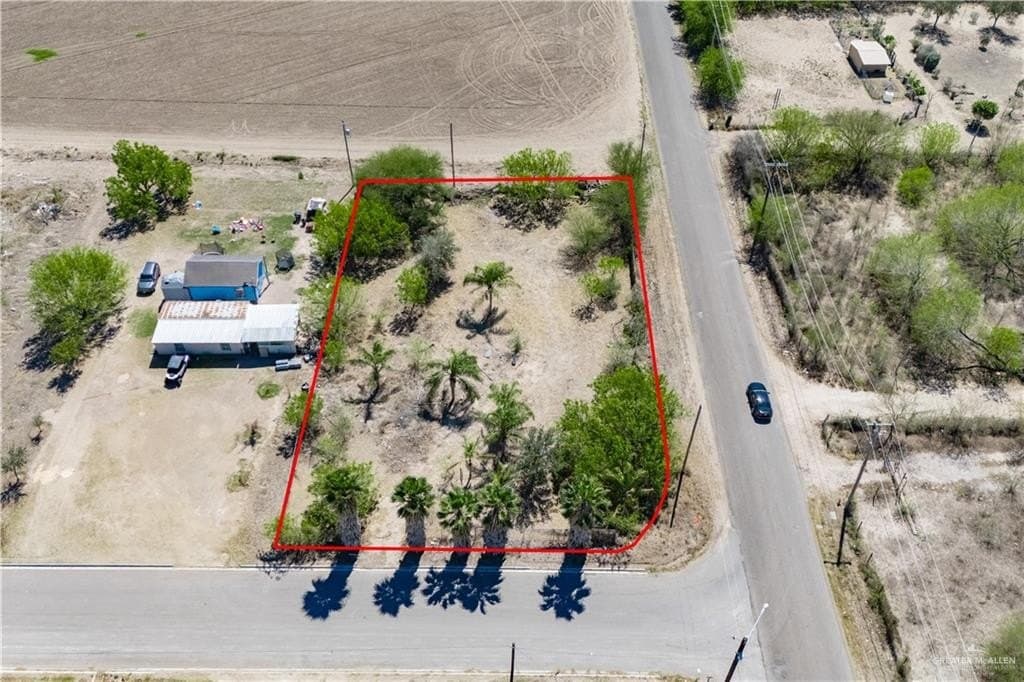 0.5 acres in Hidalgo County gallery image 3