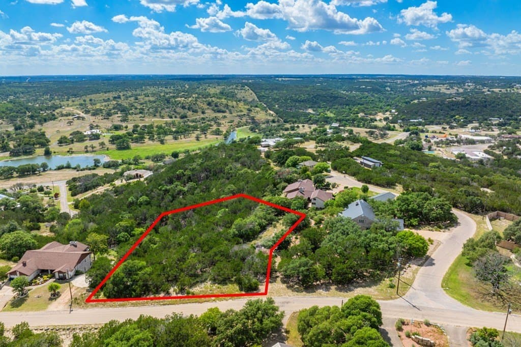 1.21 acres in Kerr County gallery image 2