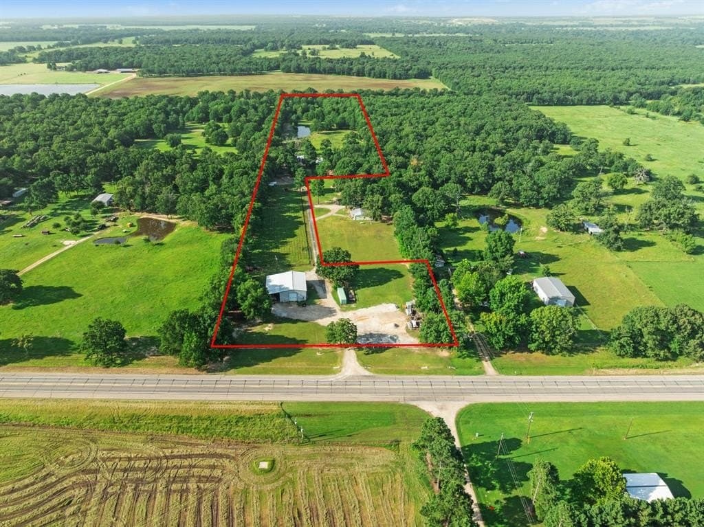 12 acres in Lamar County