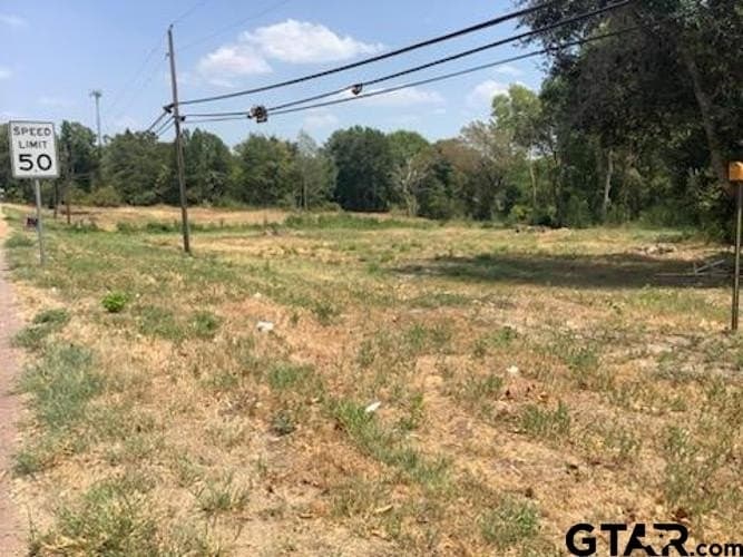 2.49 acres in Smith County