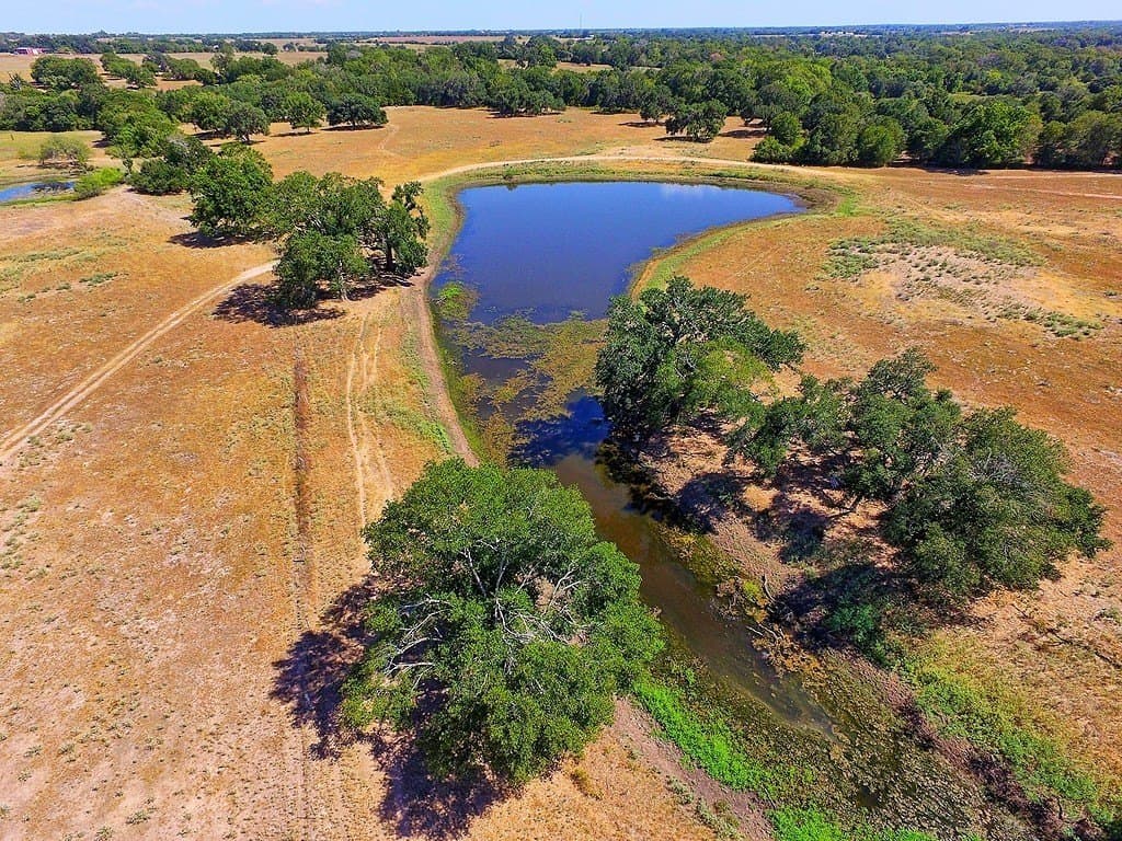 58 acres in Colorado County