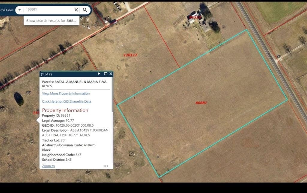 10.77 acres in Navarro County