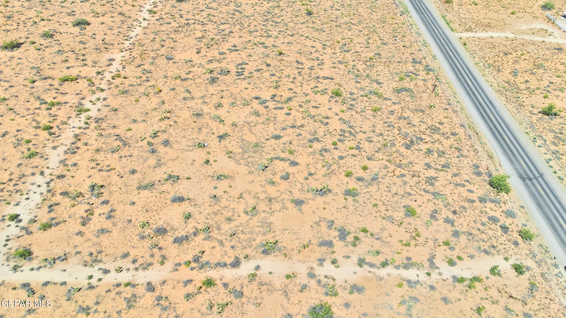 0.5 acres in El Paso County - photo 5