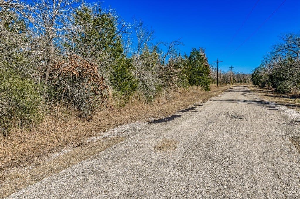 6.28 acres in Burleson County gallery image 4