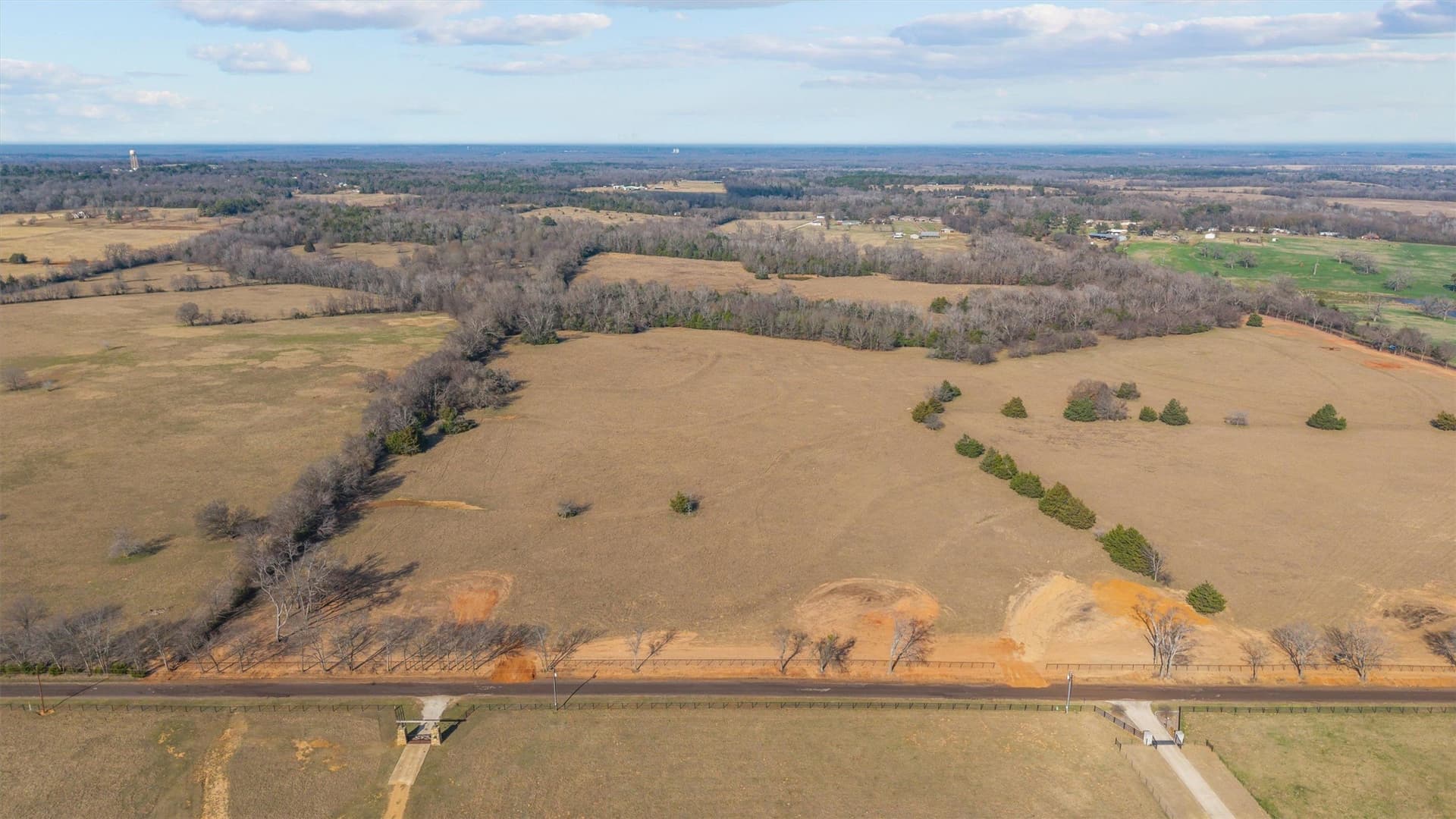 13.2 acres in Smith County