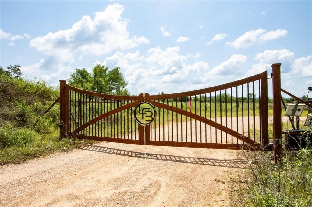10 acres in Palo Pinto County gallery image 2