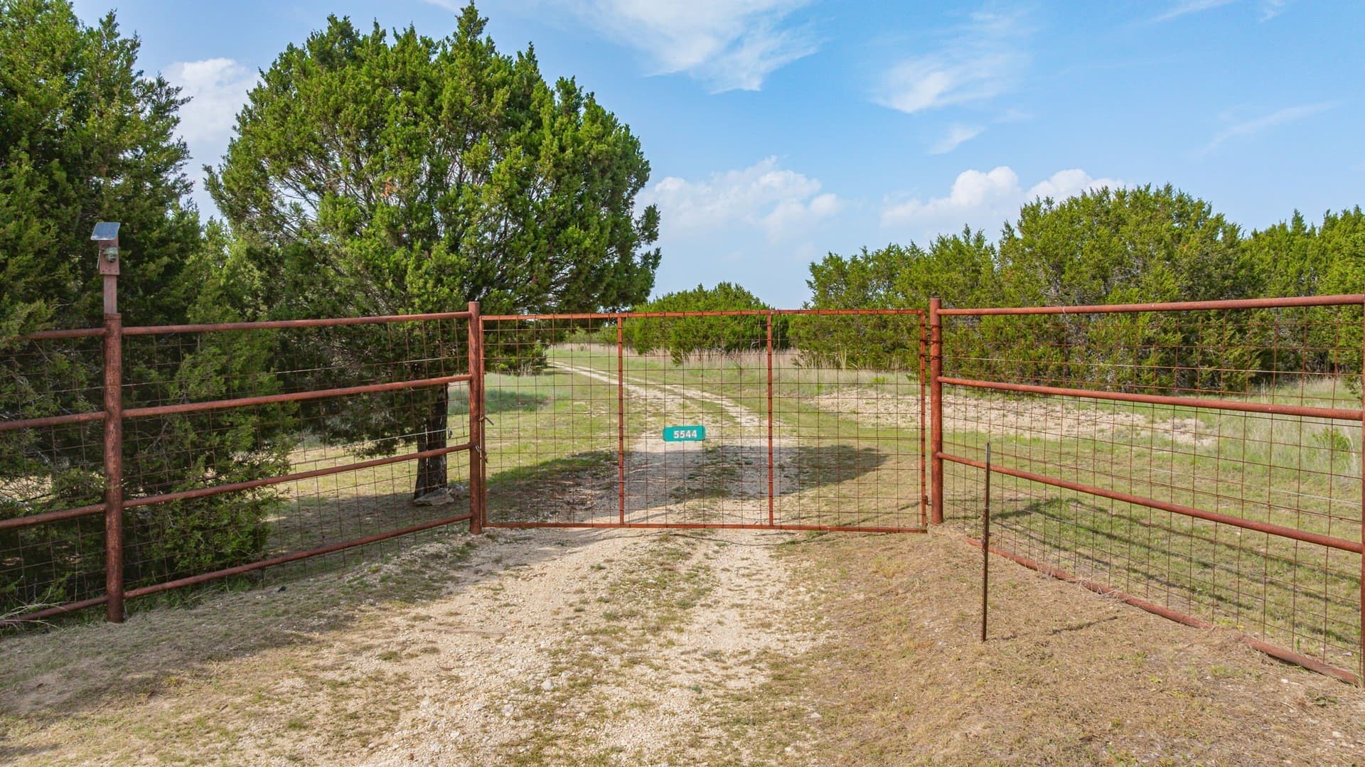 325 acres in Bosque County gallery image 3