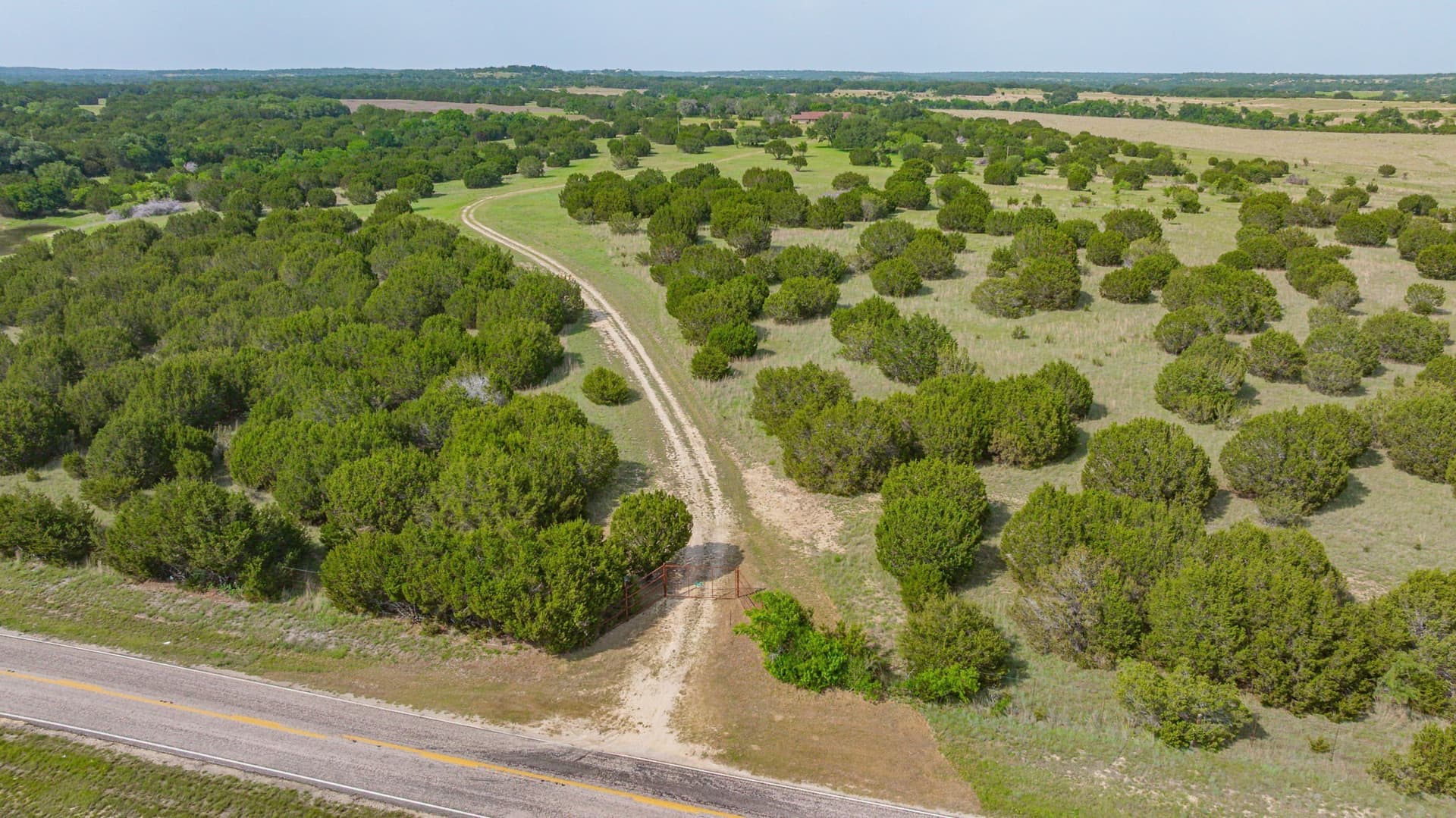 325 acres in Bosque County