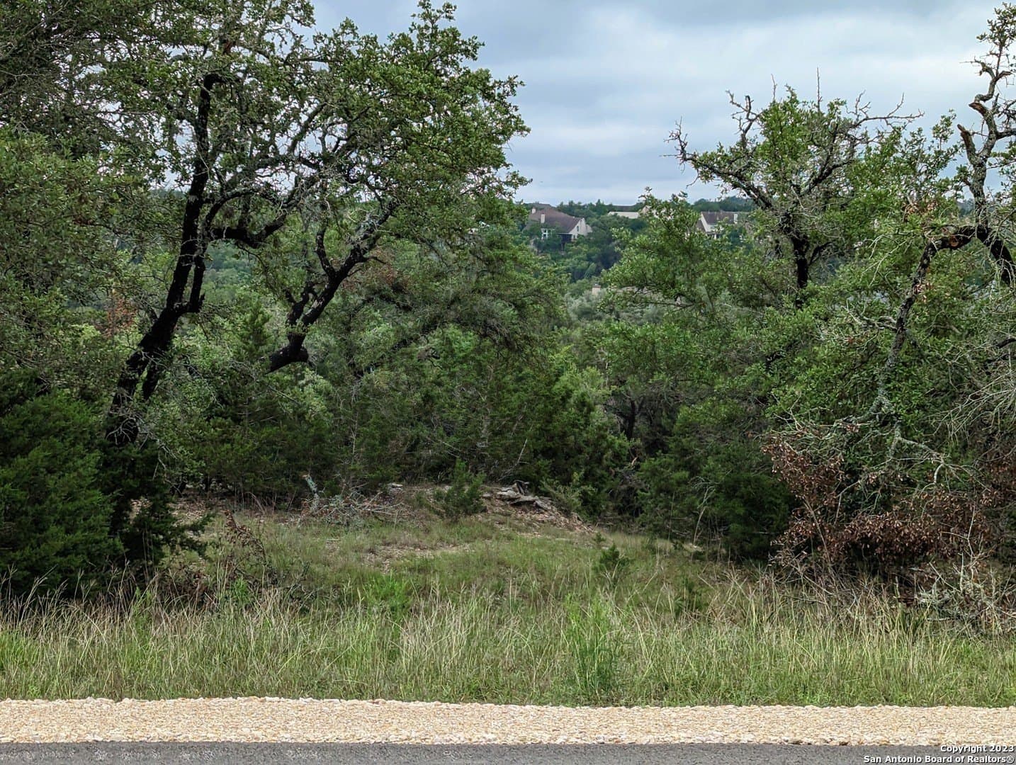 1.13 acres in Comal County gallery image 3