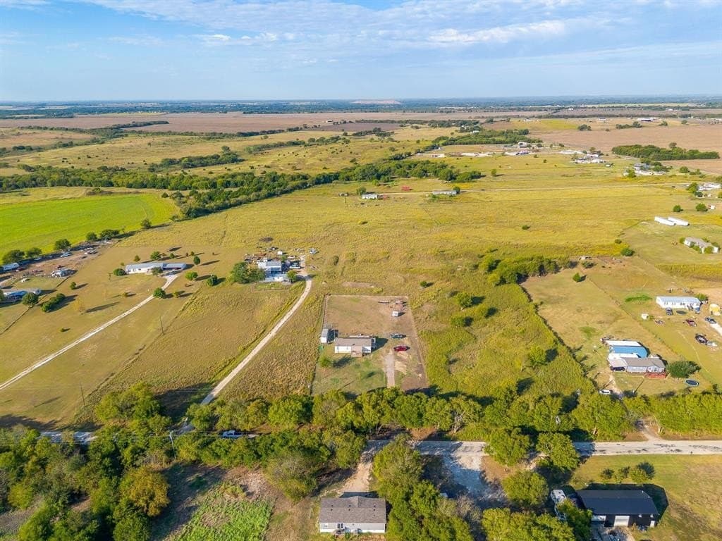 10.26 acres in Johnson County gallery image 3