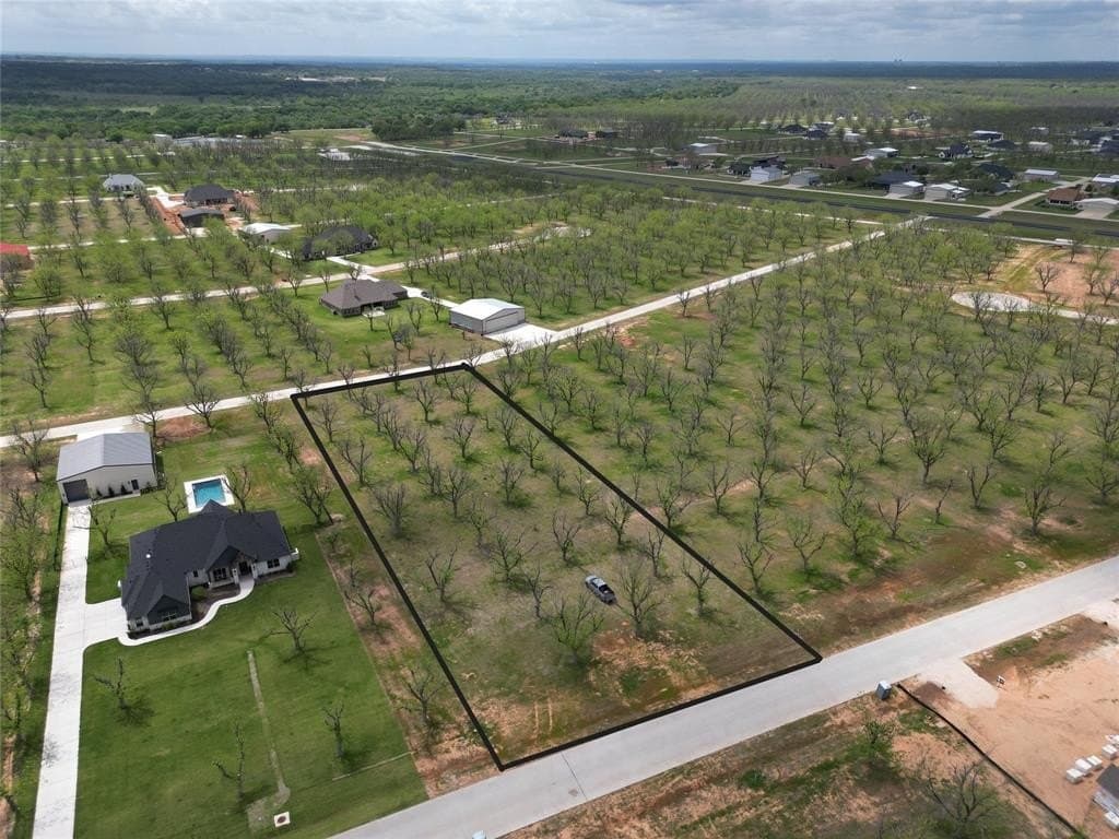 1.5 acres in Hood County gallery image 2