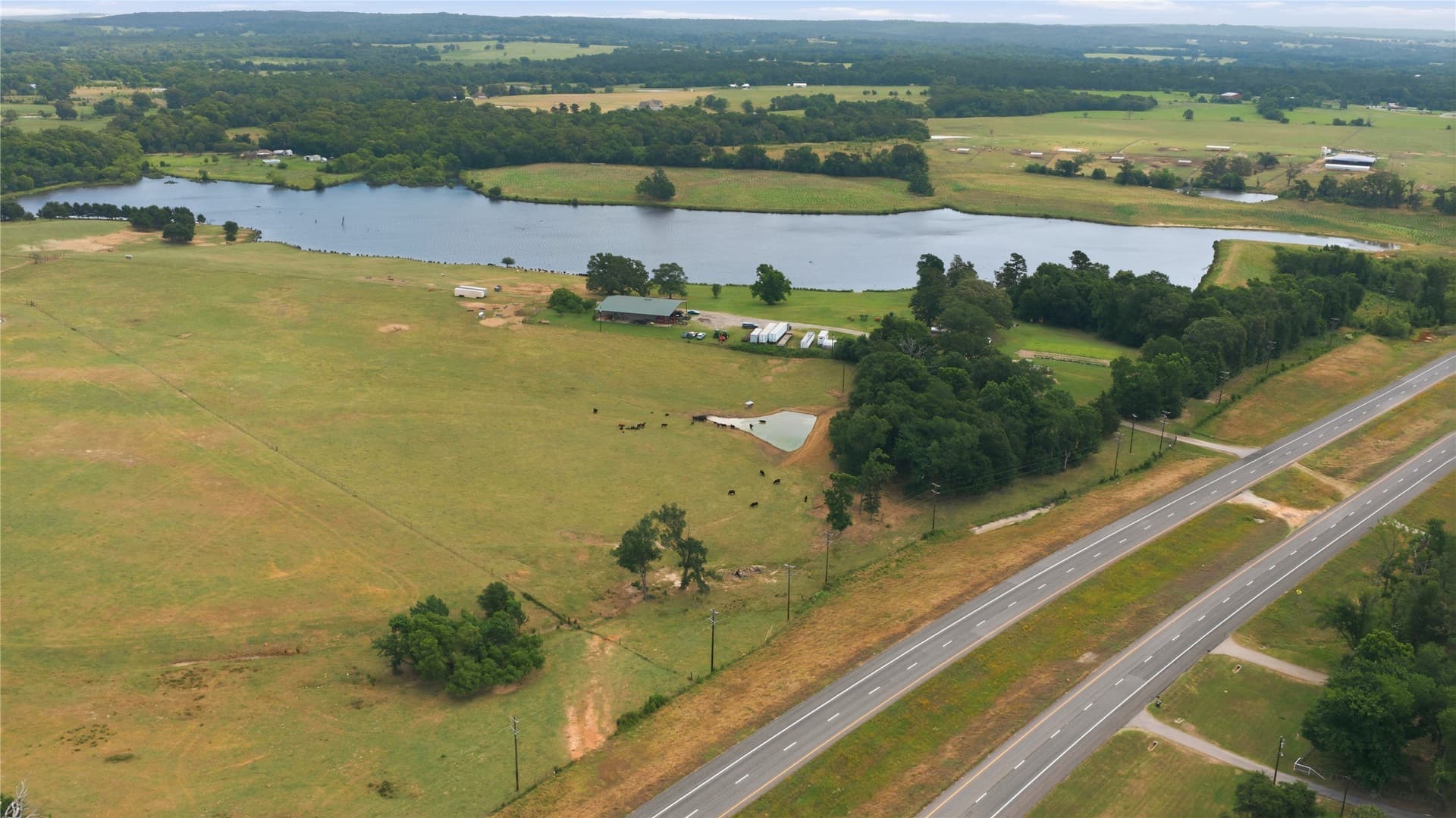 124.01 acres in Henderson County - photo 9