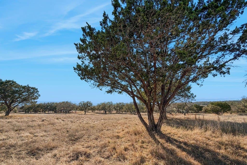 60.69 acres in Kerr County - photo 70
