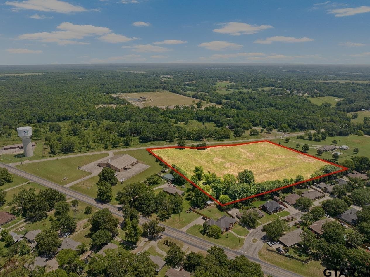 9.83 acres in Titus County gallery image 3