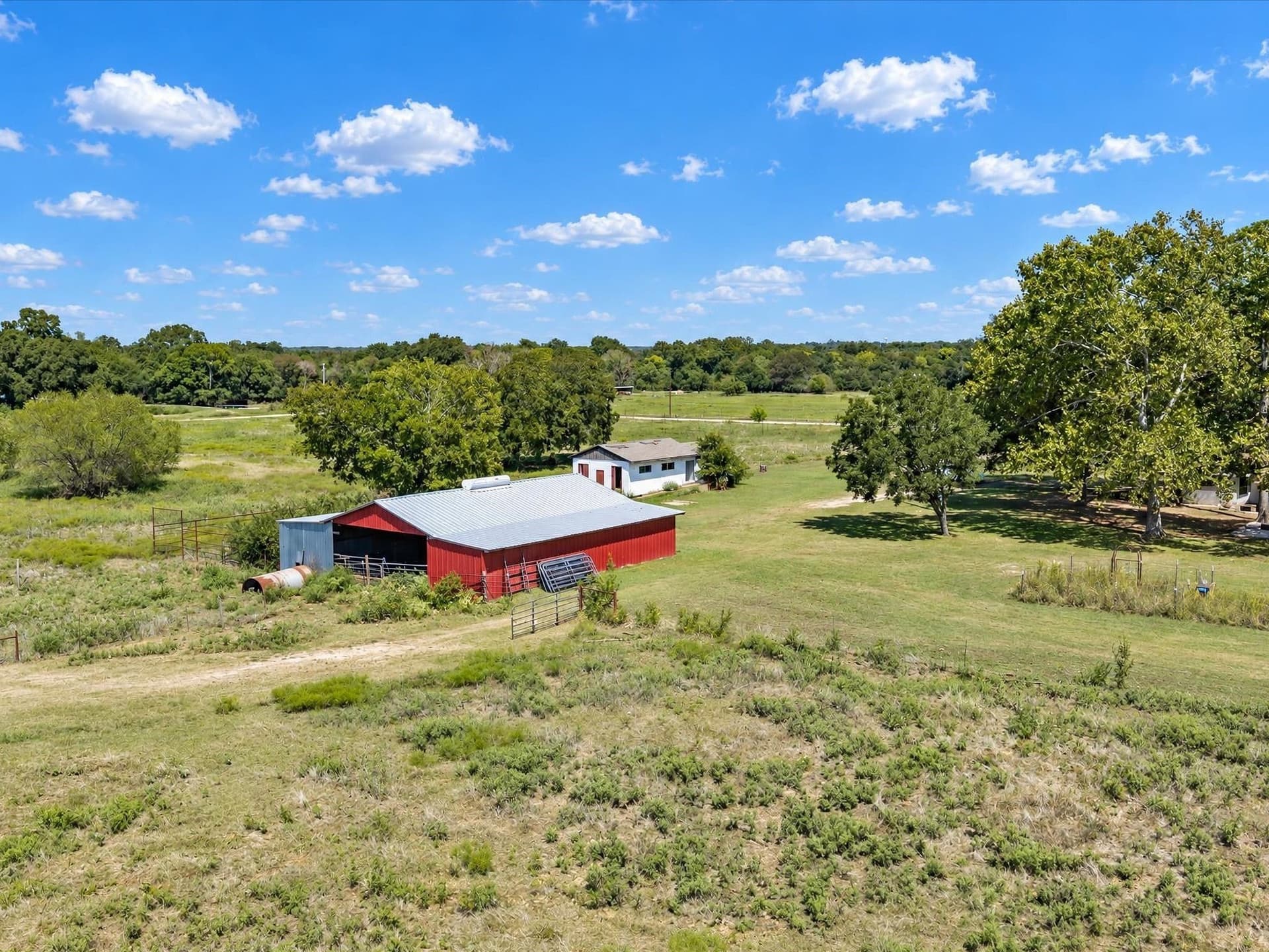 16.01 acres in Ellis County - photo 38