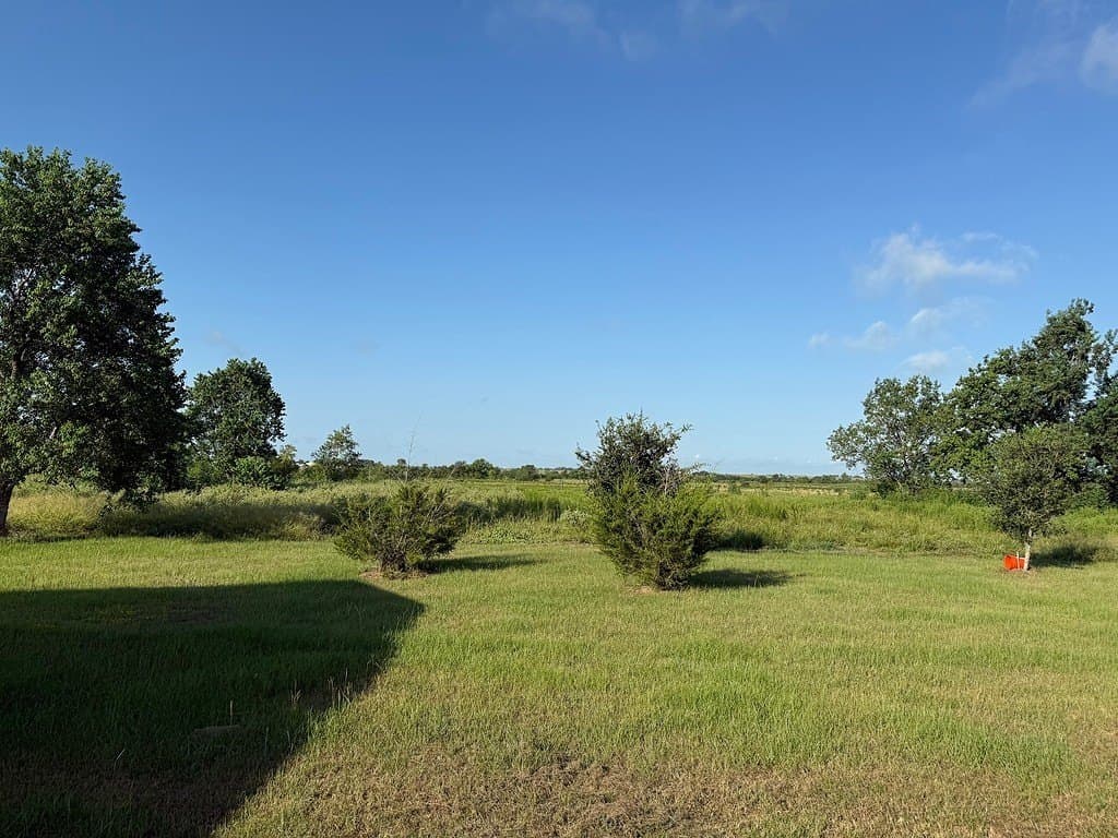 1.53 acres in Austin County featured view