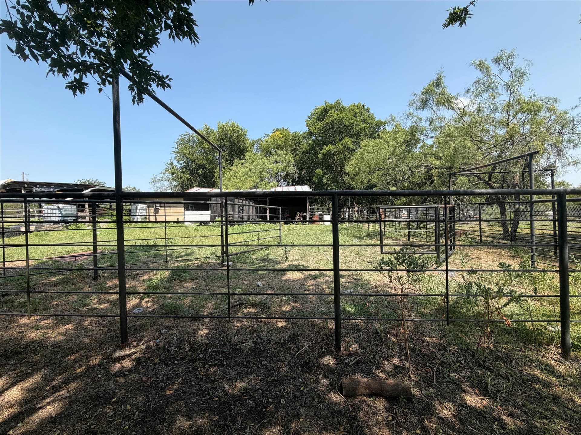 30.03 acres in Navarro County - photo 8