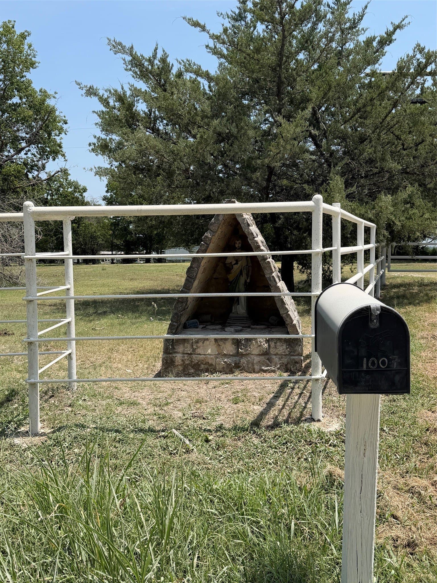 30.03 acres in Navarro County gallery image 3