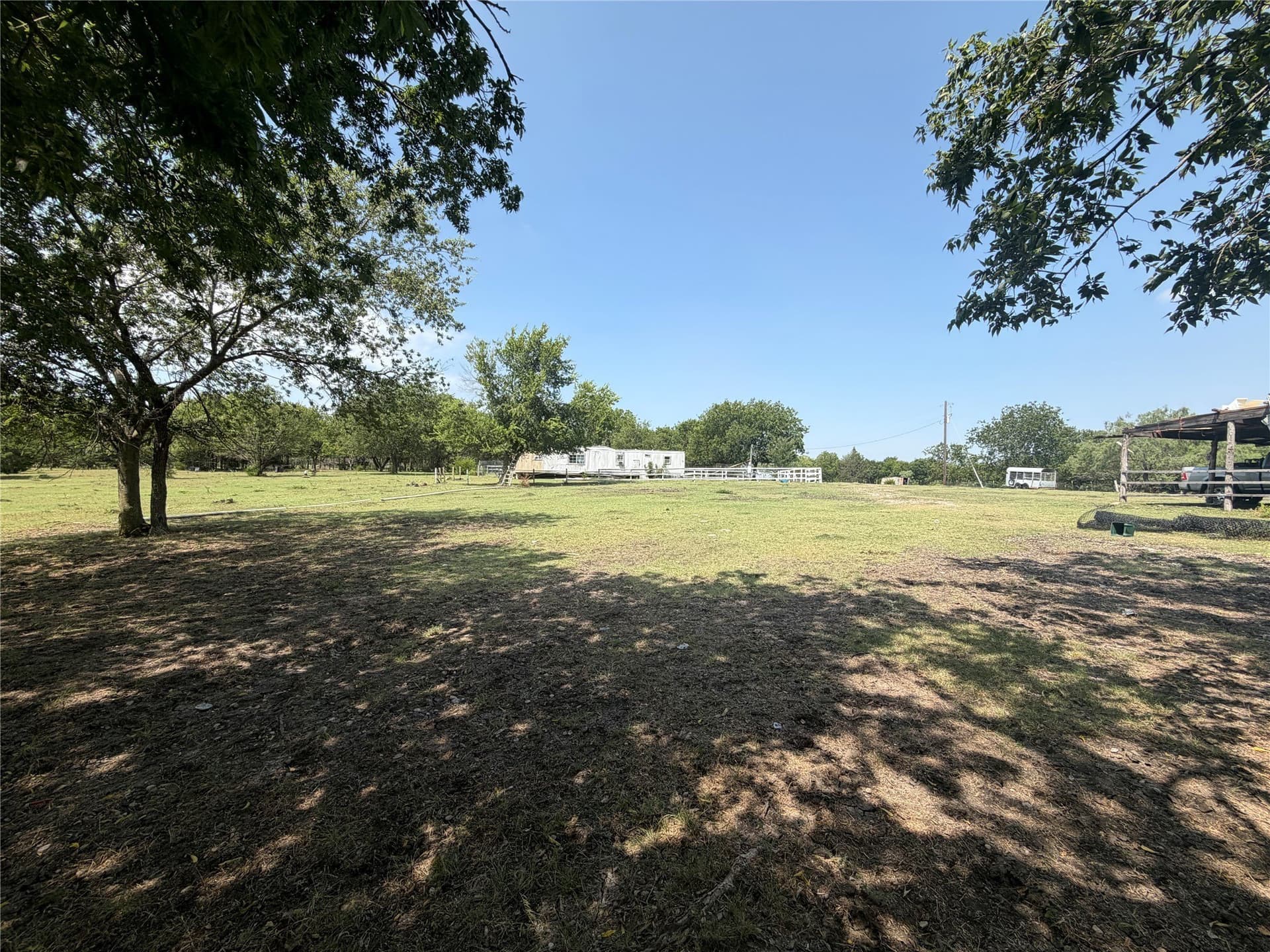30.03 acres in Navarro County - photo 9