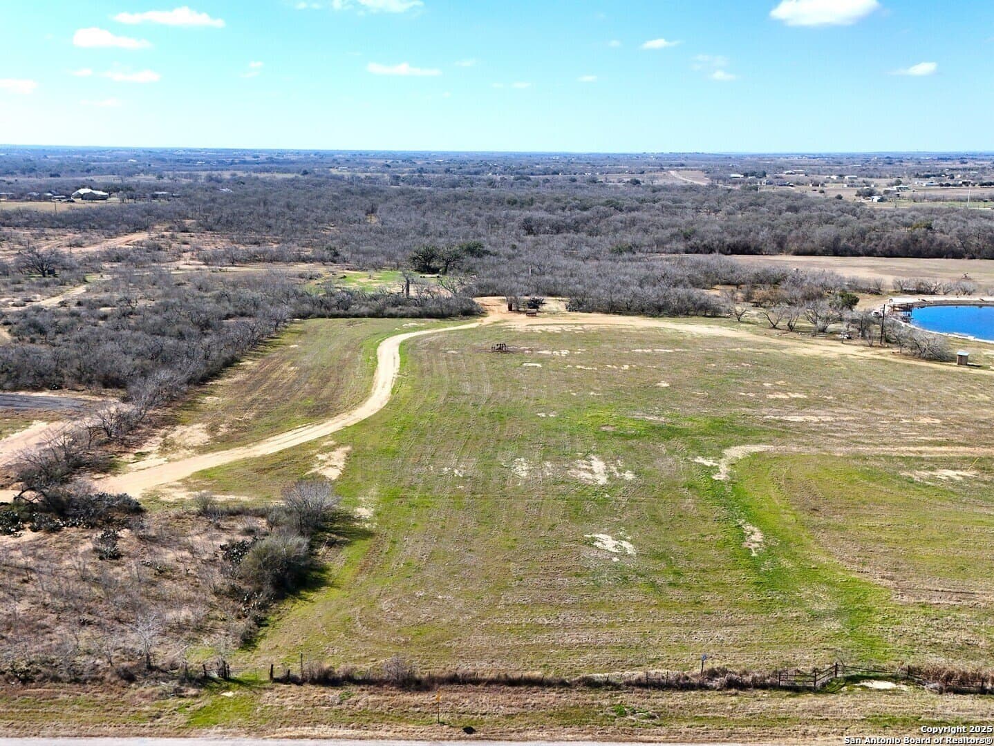 35 acres in Guadalupe County gallery image 3
