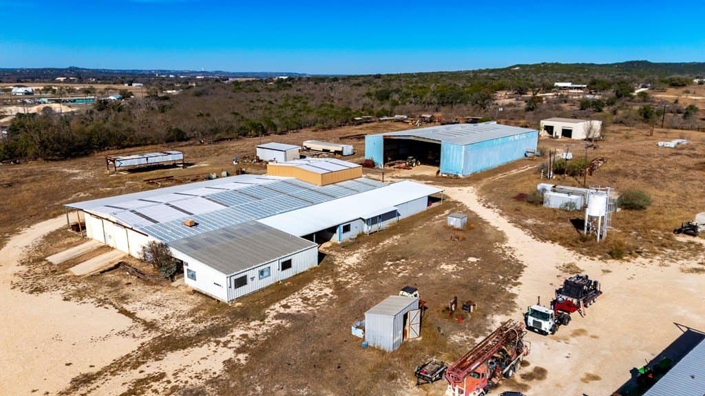 21.6 acres in Kerr County - photo 16
