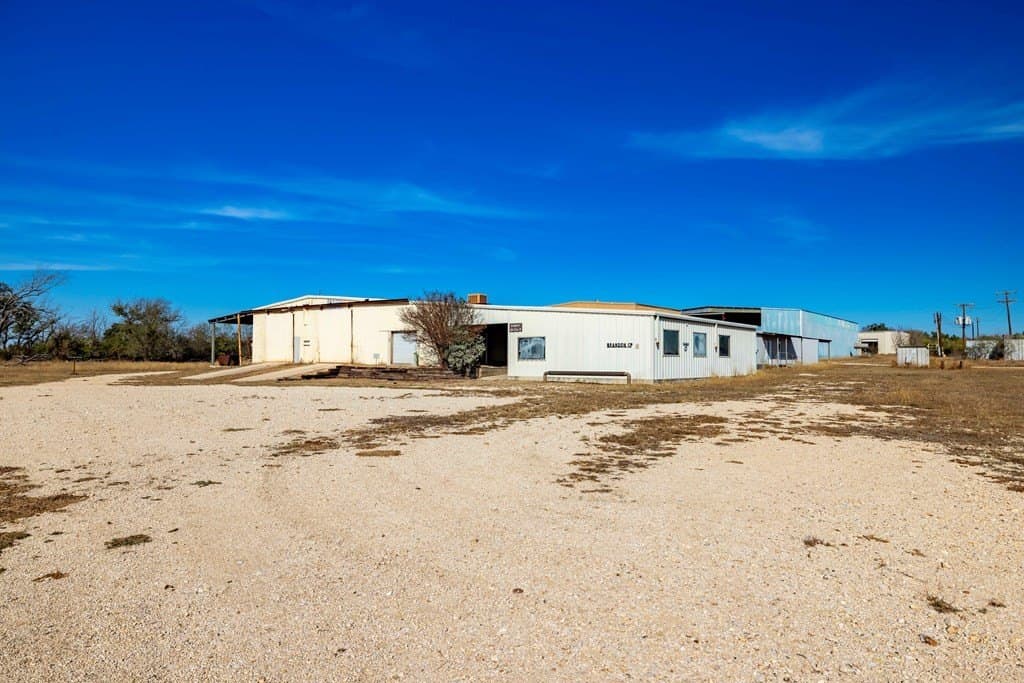 21.6 acres in Kerr County - photo 20