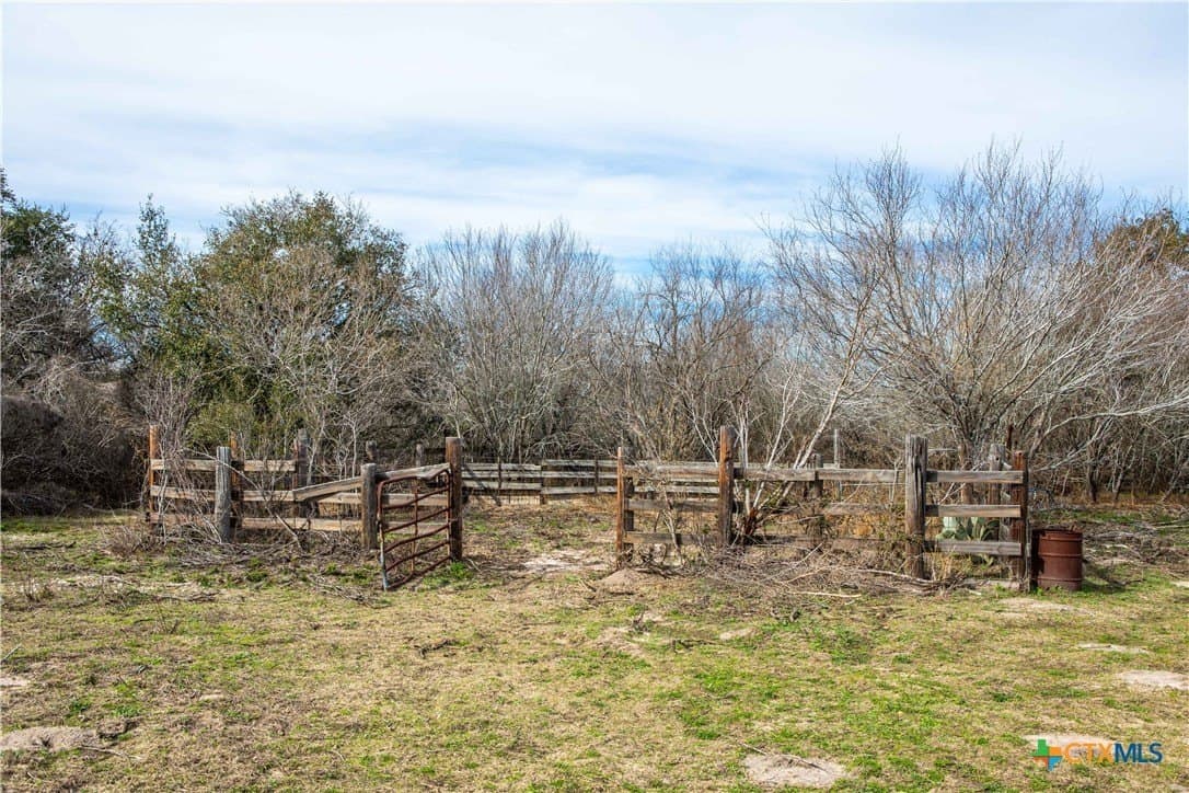 12.19 acres in Bee County featured view
