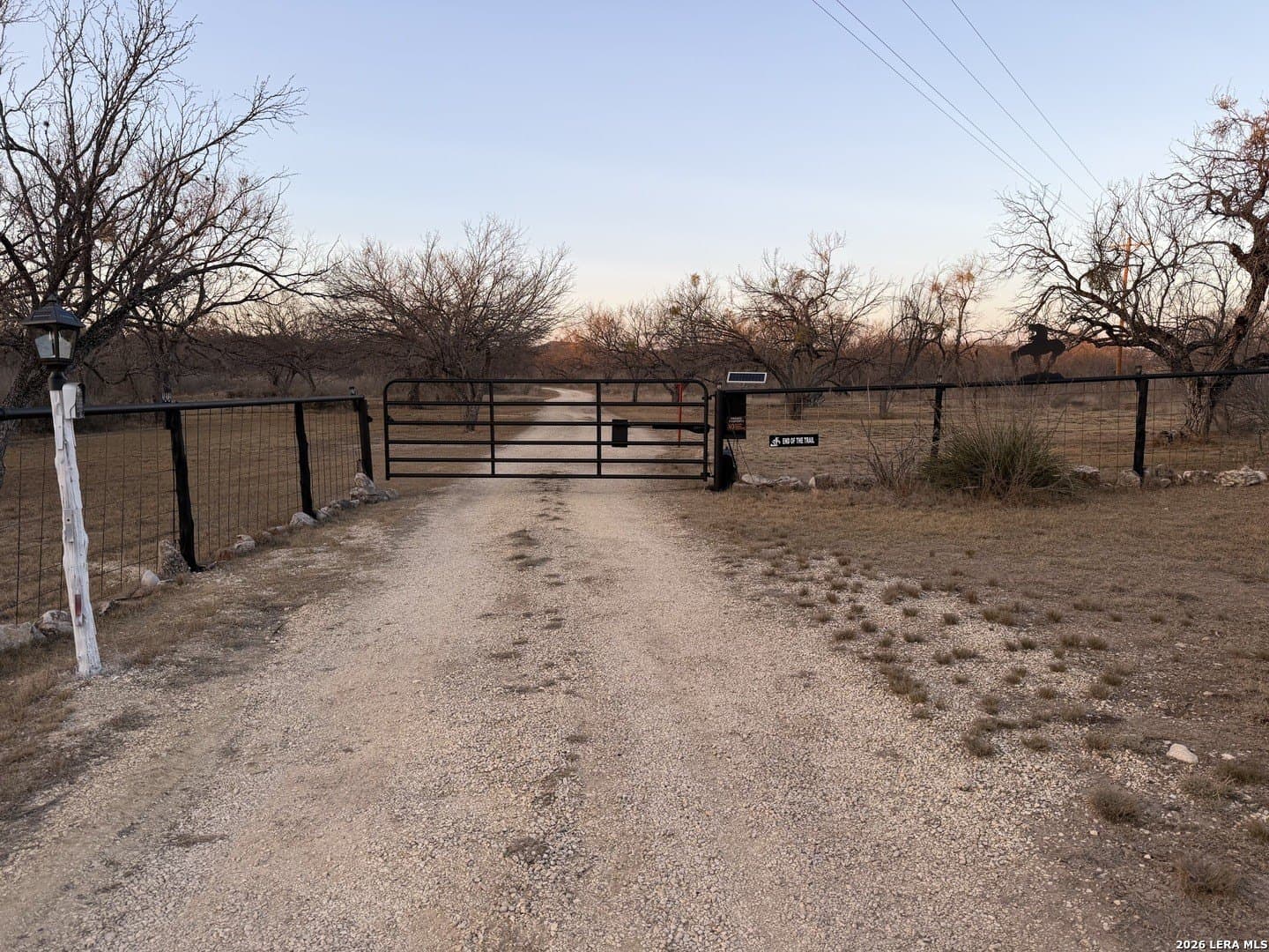 10 acres in Uvalde County gallery image 3