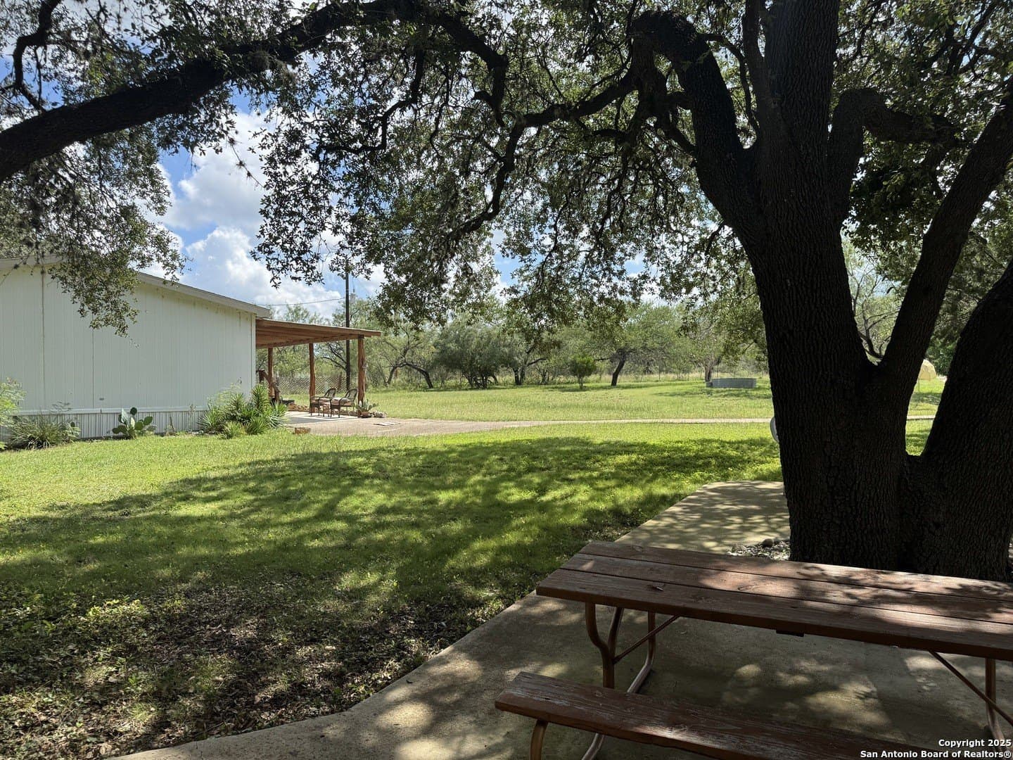 10 acres in Uvalde County - photo 63