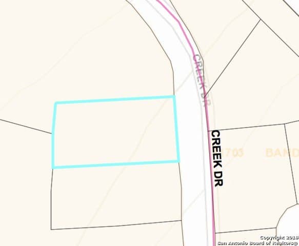 0.58 acres in Bandera County gallery image 3