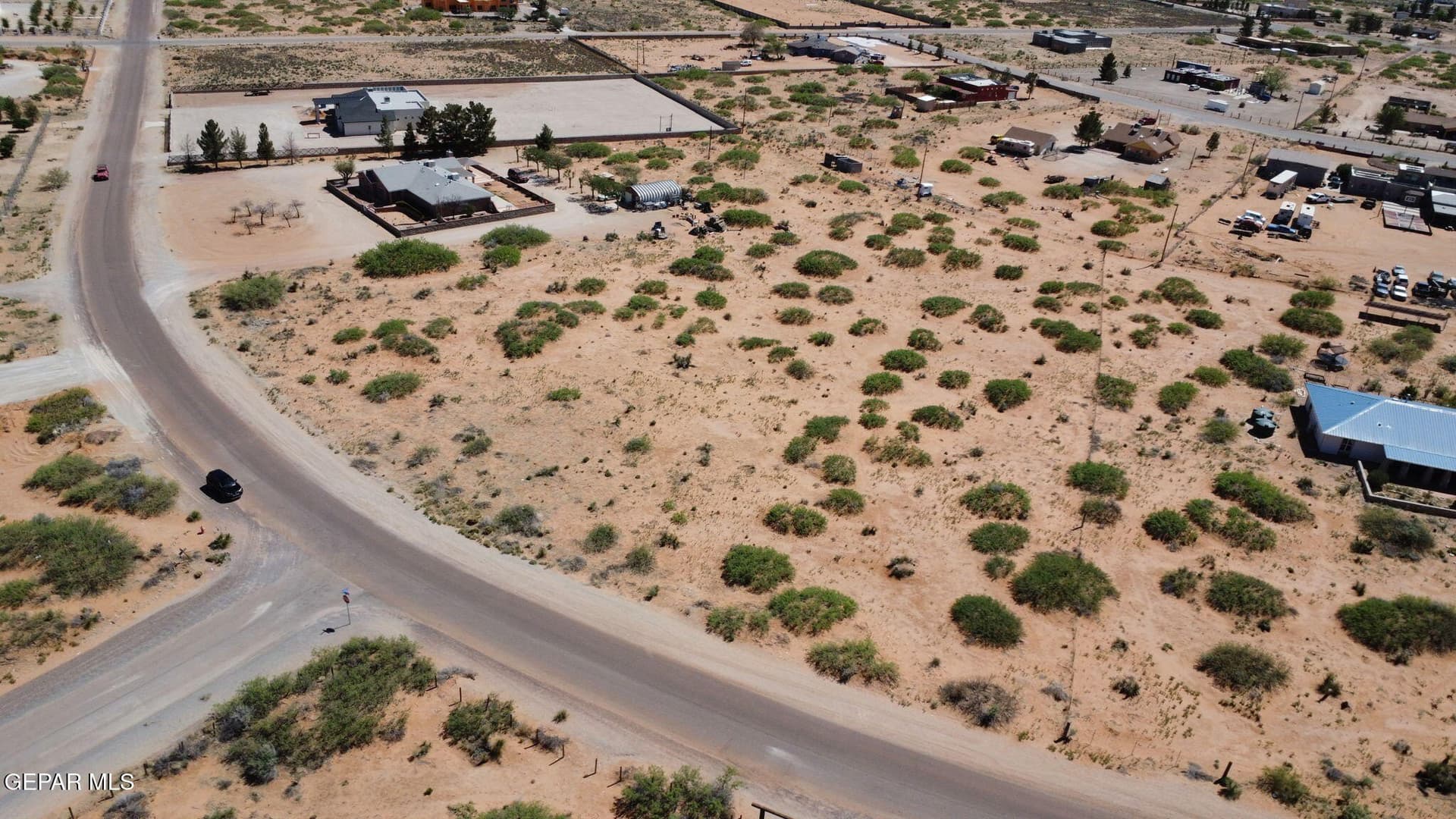 2.27 acres in El Paso County gallery image 2