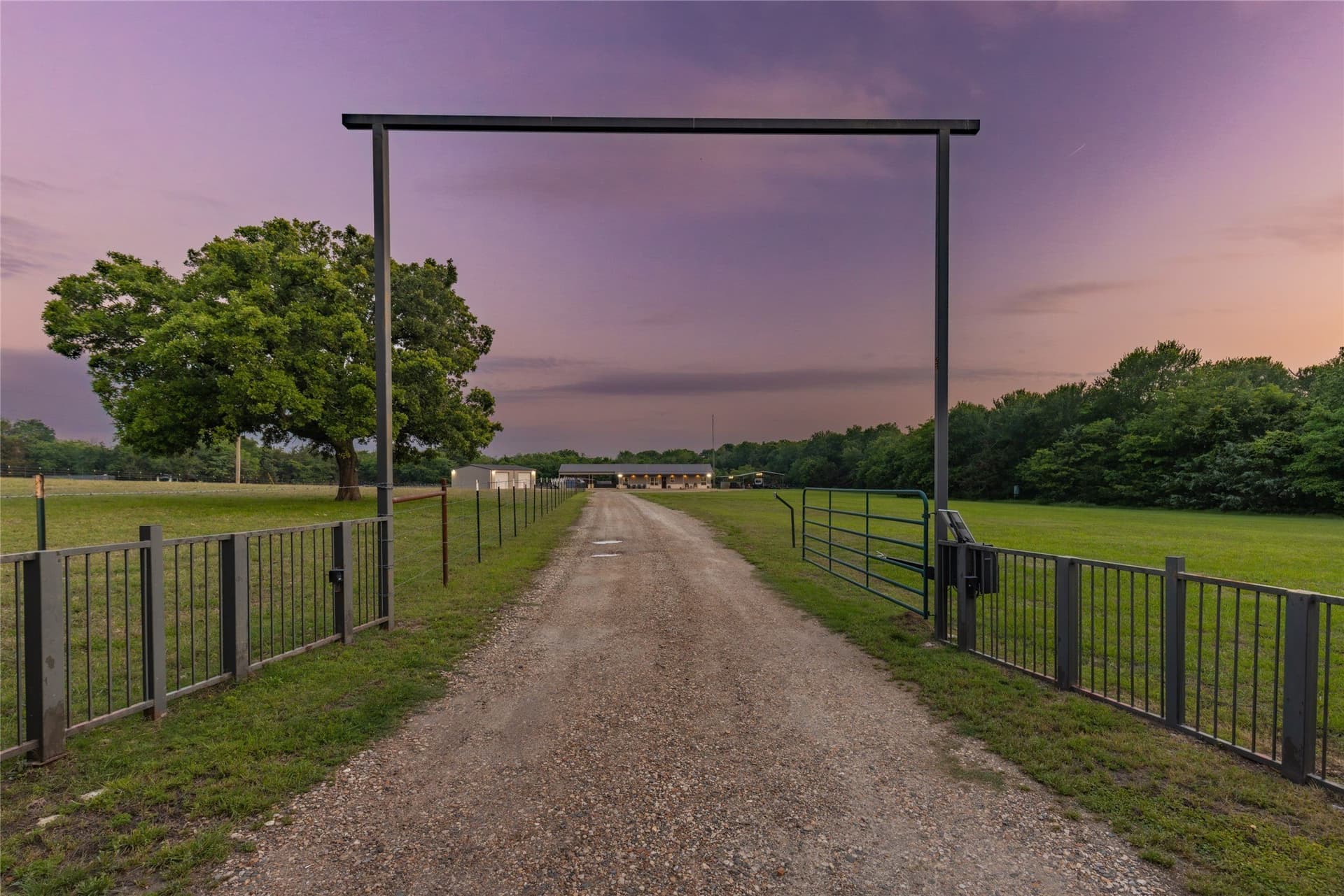 10 acres in Hunt County gallery image 4