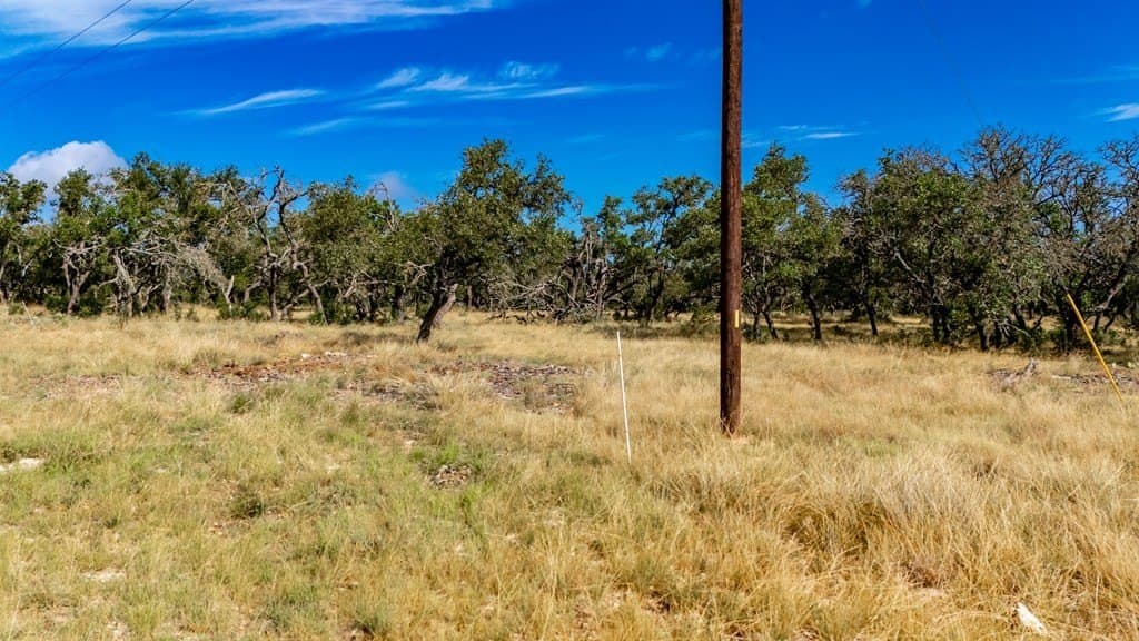 12 acres in Kerr County - photo 8