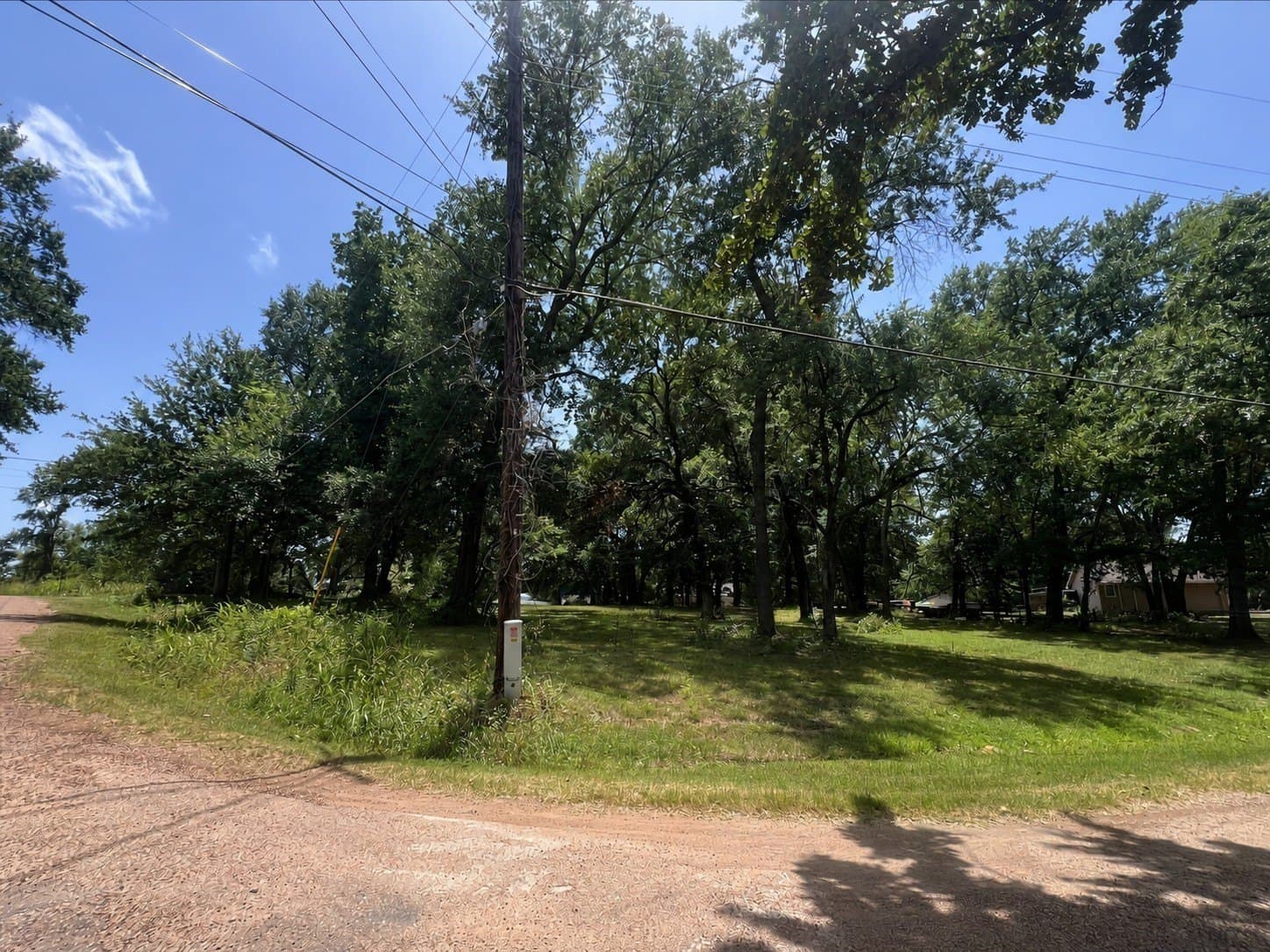 0.43 acres in Henderson County gallery image 3
