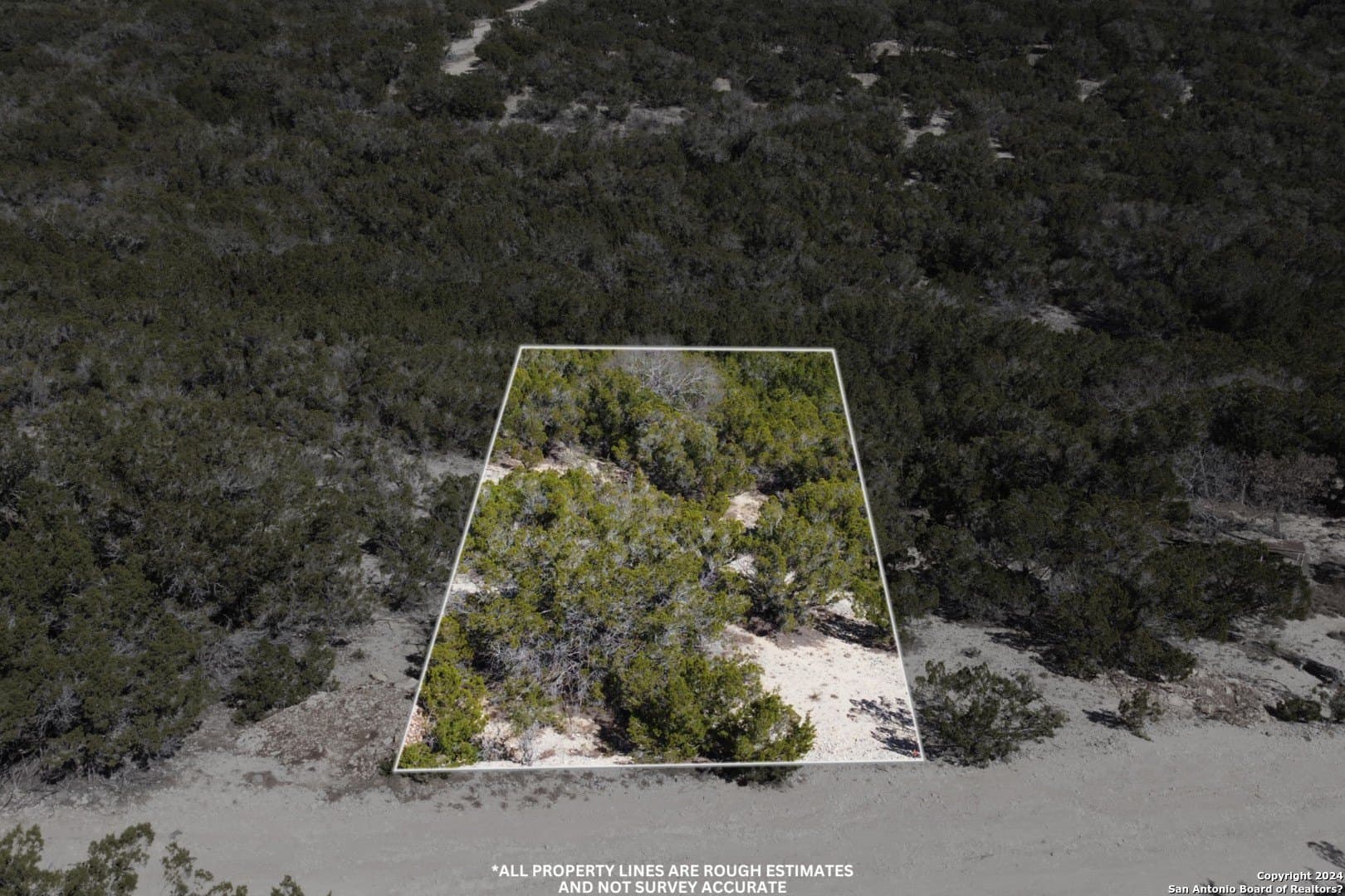 0.15 acres in Bandera County - photo 2