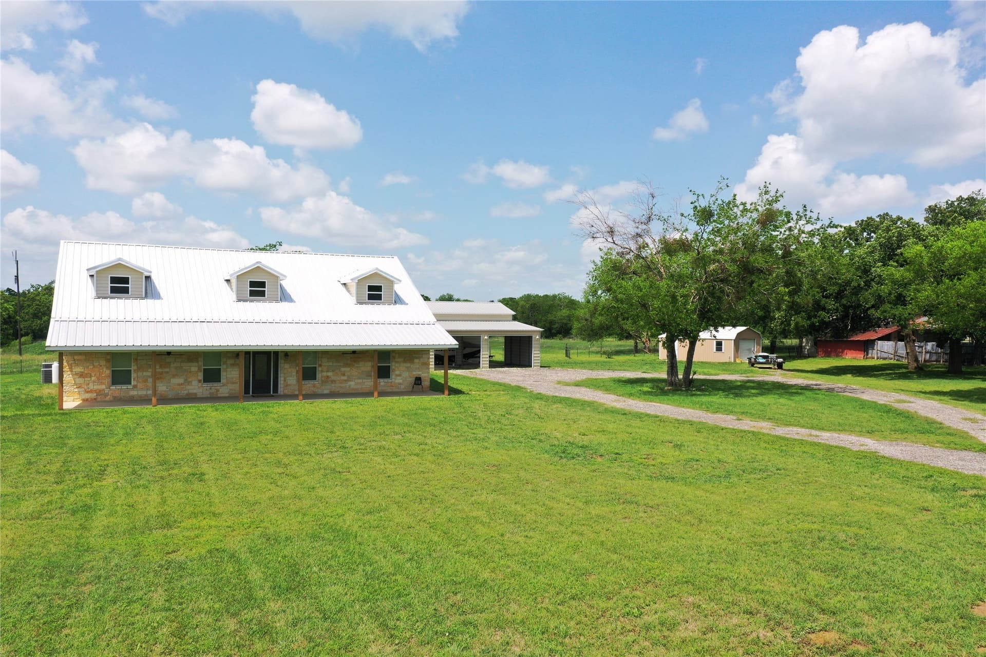 12.64 acres in Freestone County gallery image 3