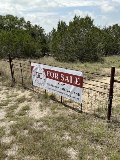 123 acres in Kerr County gallery image 2